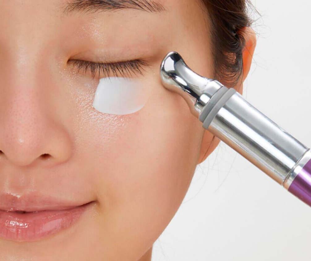 VT - Reedle Shot Lifting Eye Cream - Ro Medical